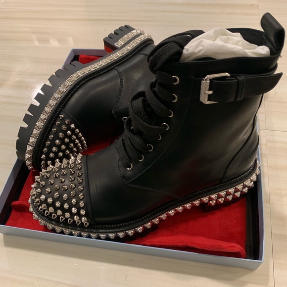 💯% Authentic!!!Christian Louboutin Black and Silver Ankle Boots - Picture 6 of 11